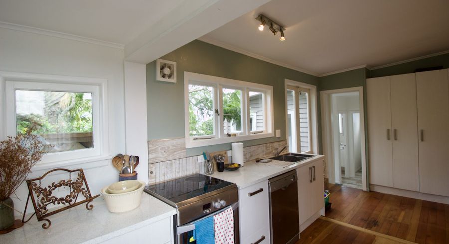  at 6 Spencer Road, Pinehill, North Shore City, Auckland