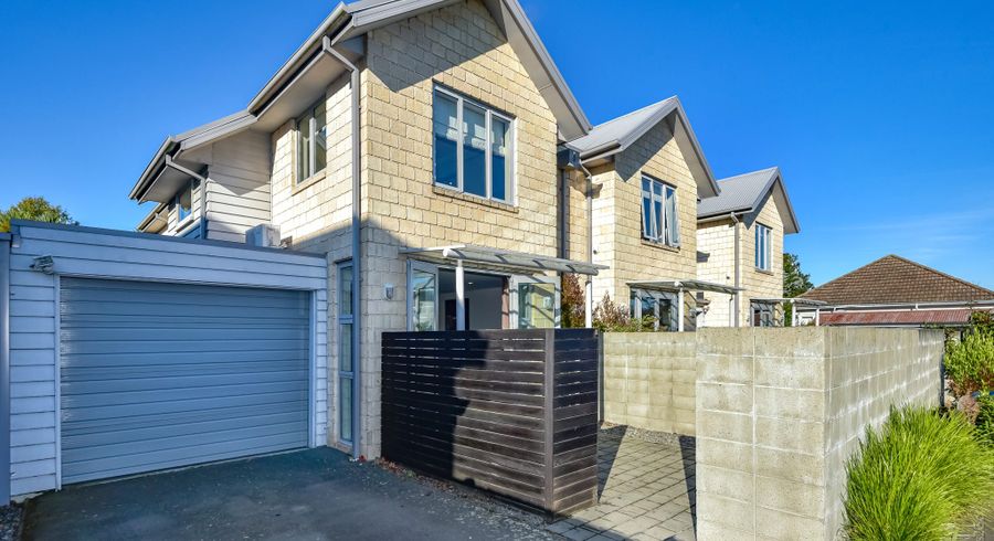  at 90C Mandeville Street, Riccarton, Christchurch City, Canterbury