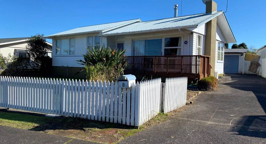  at 8 Hywell Place, Manurewa, Manukau City, Auckland