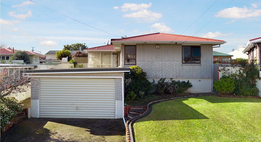  at 4 Falkirk Street, Blockhouse Bay, Auckland City, Auckland