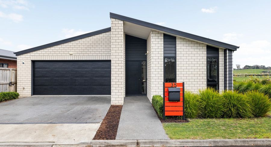  at 35 Wairua Avenue, Baverstock, Hamilton, Waikato