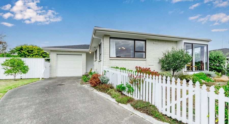  at 2 Malfroy Lane, Raumati Beach, Paraparaumu