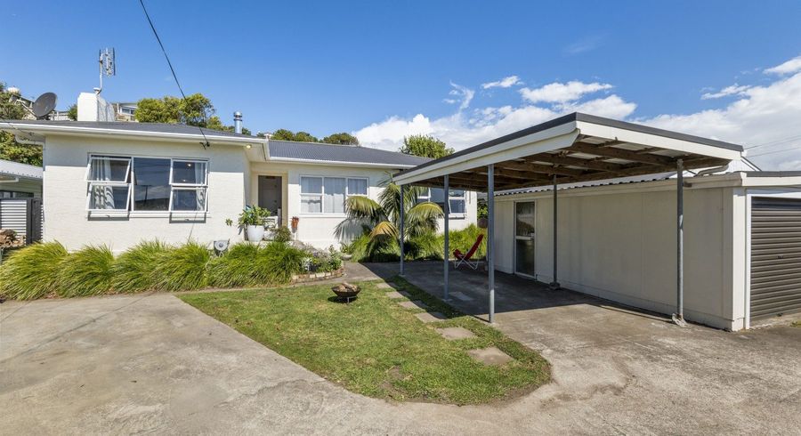  at 16 Rosendale Avenue, Spotswood, New Plymouth