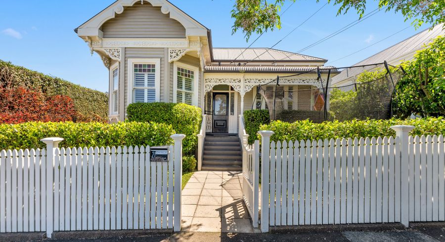  at 21 Albany Road, Herne Bay, Auckland City, Auckland