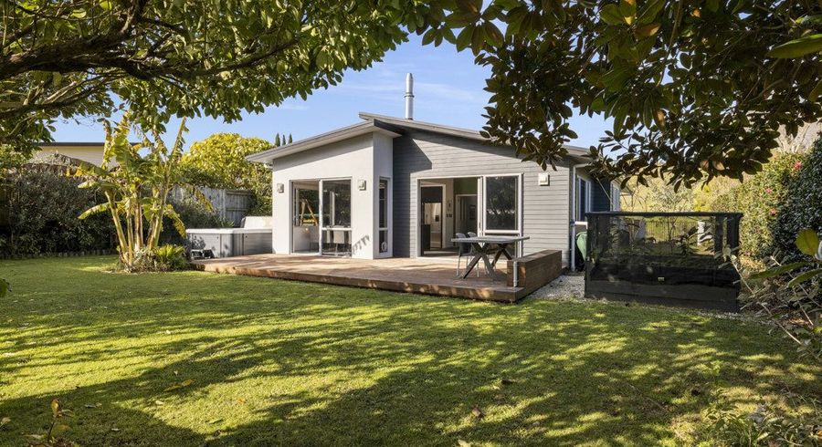  at 16 Eagle Street, Welcome Bay, Tauranga