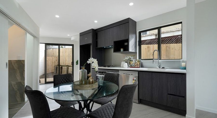  at 1/13 Sarona Avenue, Glen Eden, Waitakere City, Auckland