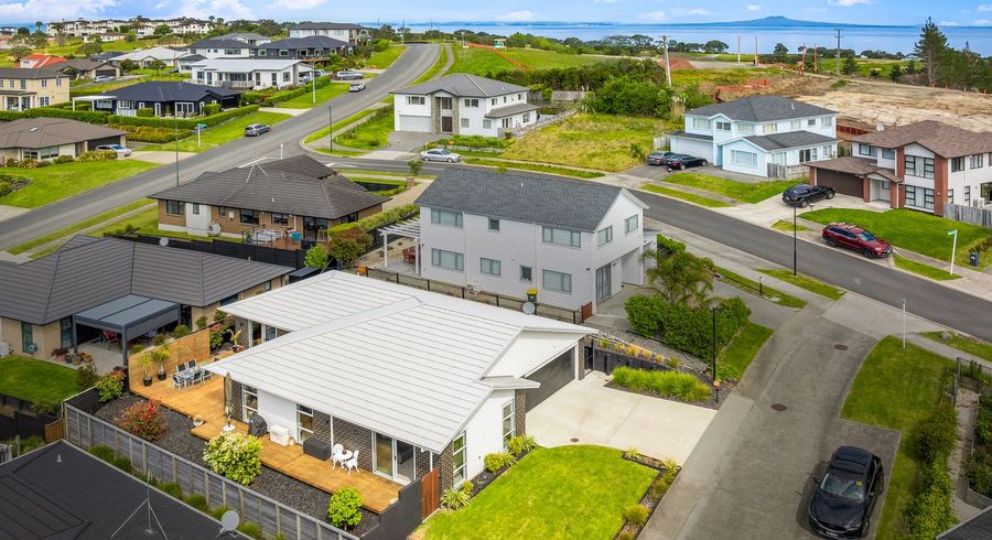  at 4 Kiwa Crescent, Gulf Harbour, Whangaparaoa