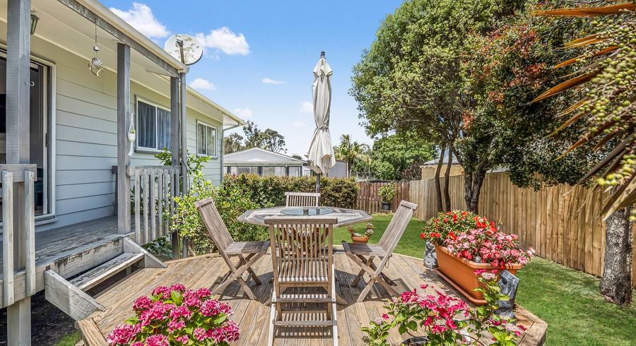  at 3 Buisson Glade, West Harbour, Waitakere City, Auckland