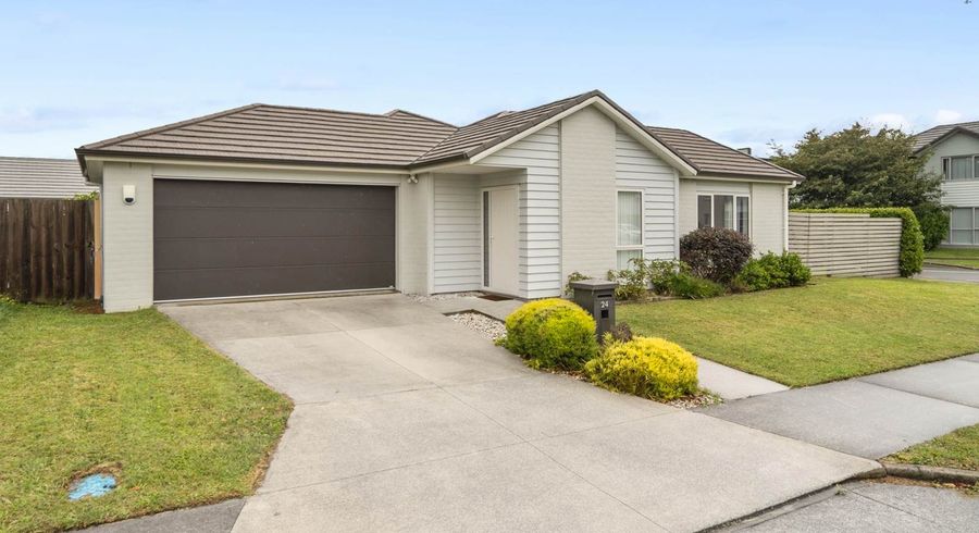  at 24 Hollowout Street, Takanini, Papakura, Auckland