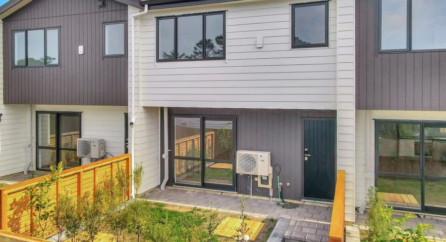  at 7D Valron Road, Te Atatu South, Auckland