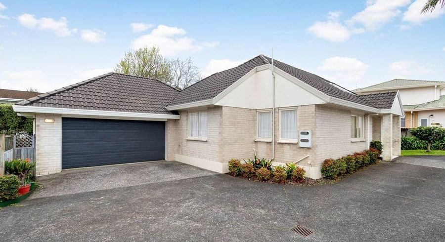  at 1/19  Driscoll Place, Farm Cove, Manukau City, Auckland