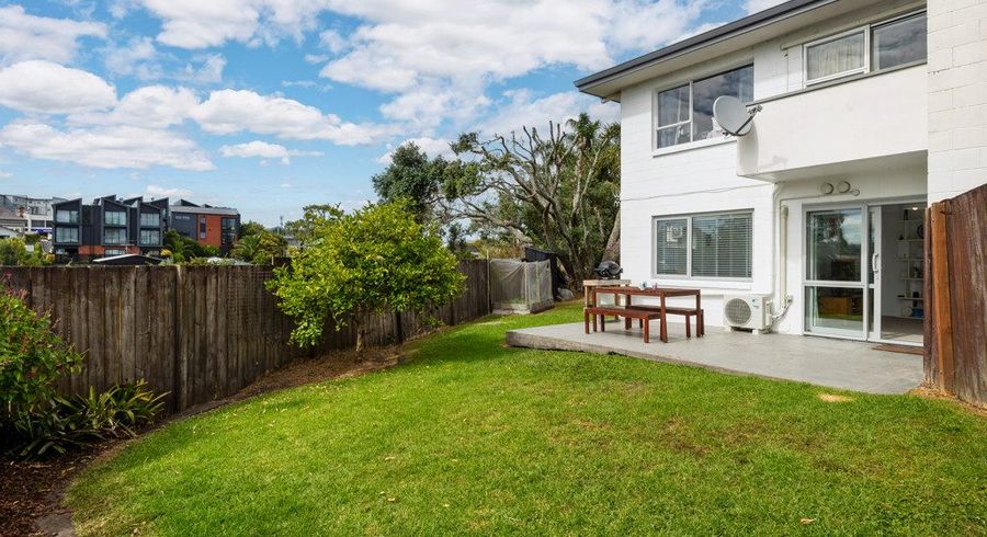  at 1/21 Finch Street, Western Springs, Auckland City, Auckland