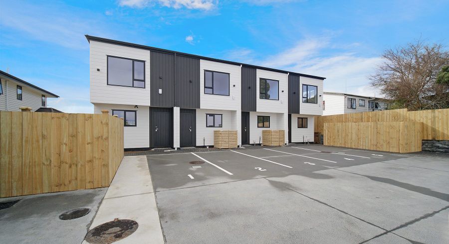  at 32 camp road, Mount Wellington, Auckland City, Auckland