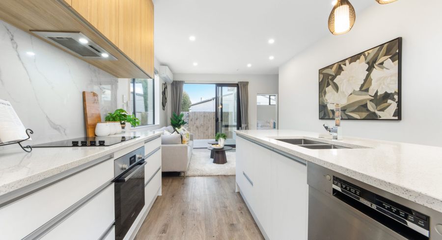  at 96B Botany Road, Botany Downs, Manukau City, Auckland