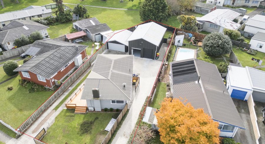  at 34 Rhonda Avenue, Deanwell, Hamilton