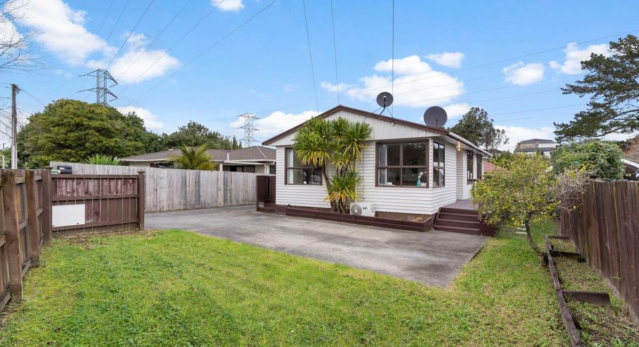  at 19 Margate Road, Blockhouse Bay, Auckland City, Auckland