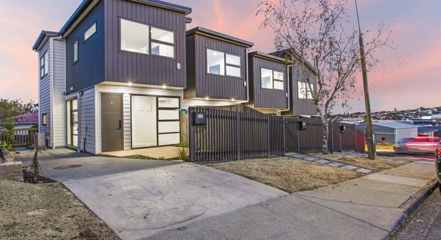  at 15 Locket Road, Glenfield, North Shore City, Auckland