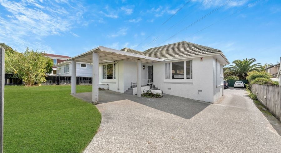  at 199 Hillsborough Road, Hillsborough, Auckland City, Auckland