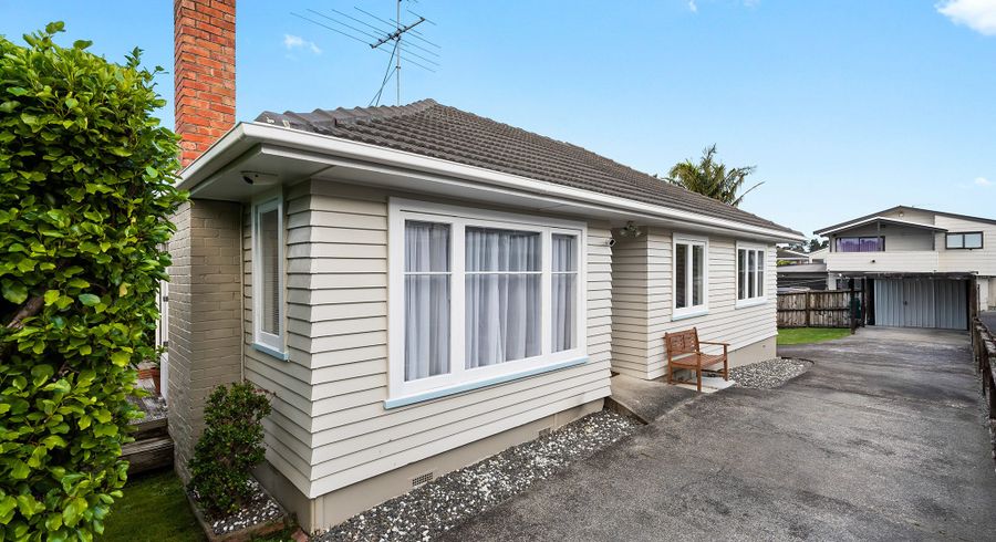  at 21 Tane Street, New Lynn, Waitakere City, Auckland
