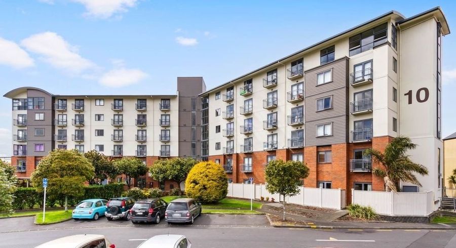  at 2F/10 Crown Lynn Place, New Lynn, Waitakere City, Auckland