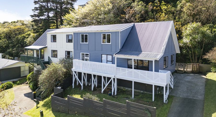  at 9 Hazlewood Avenue, Karori, Wellington