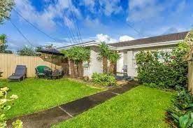  at 2/23 Burns Avenue, Takapuna, North Shore City, Auckland