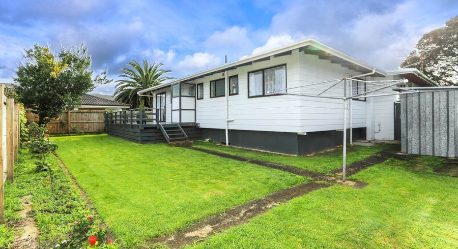  at 3/56 Henwood Road, Mangere East, Auckland
