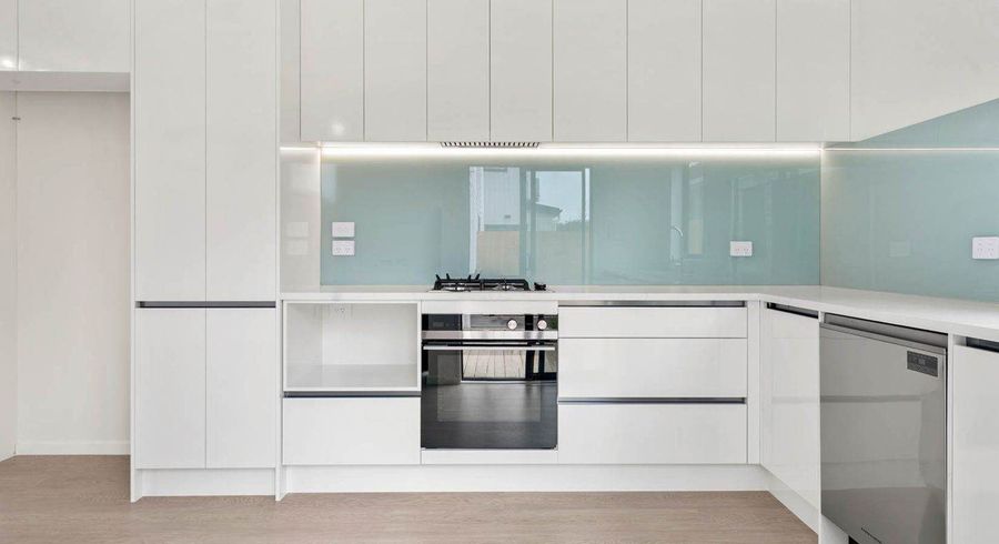  at 90B Seymour Road, Sunnyvale, Waitakere City, Auckland