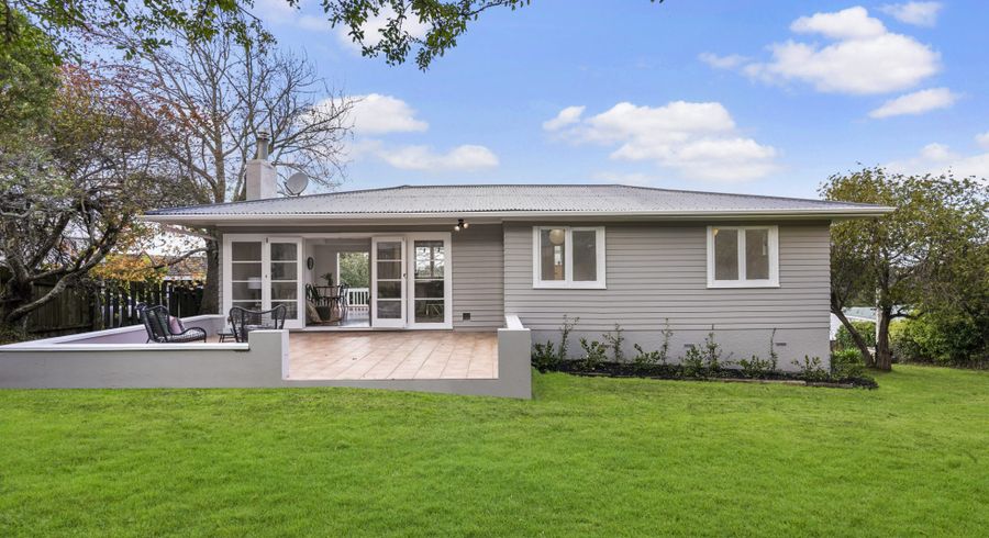  at 19 Park Road, Glenfield, Auckland
