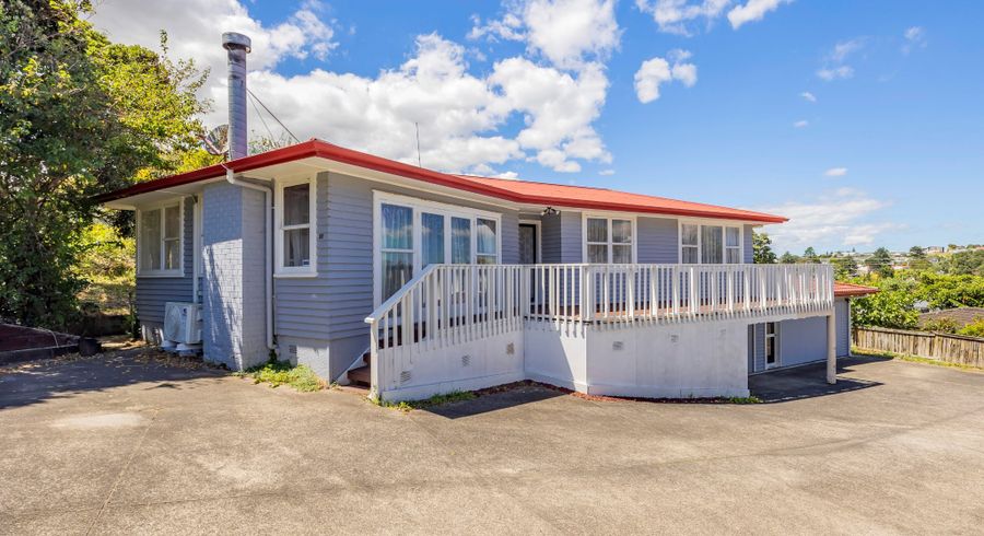  at 33 Hillview Avenue, New Windsor, Auckland