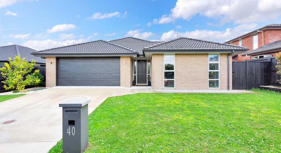  at 40 Castellina Drive, Karaka, Papakura
