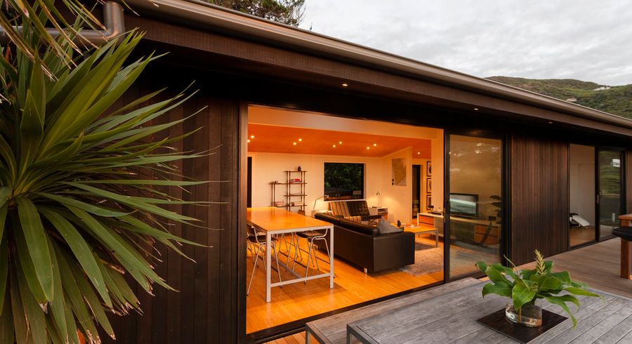  at 56 Seaview Road, Piha, New Lynn