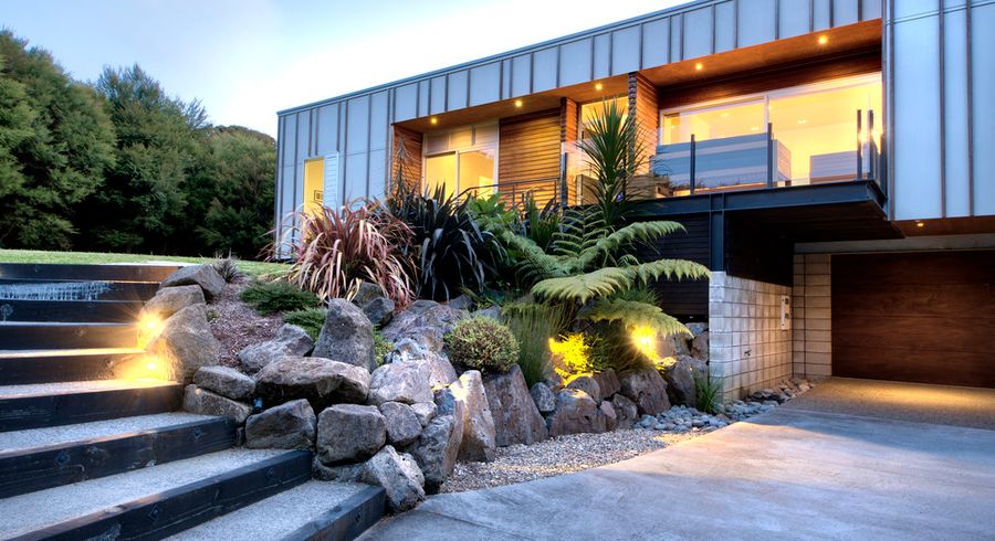  at 27 Cochran Road, Oratia, Auckland