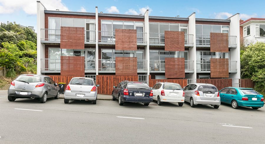  at 3/142 Onslow Road, Khandallah, Wellington