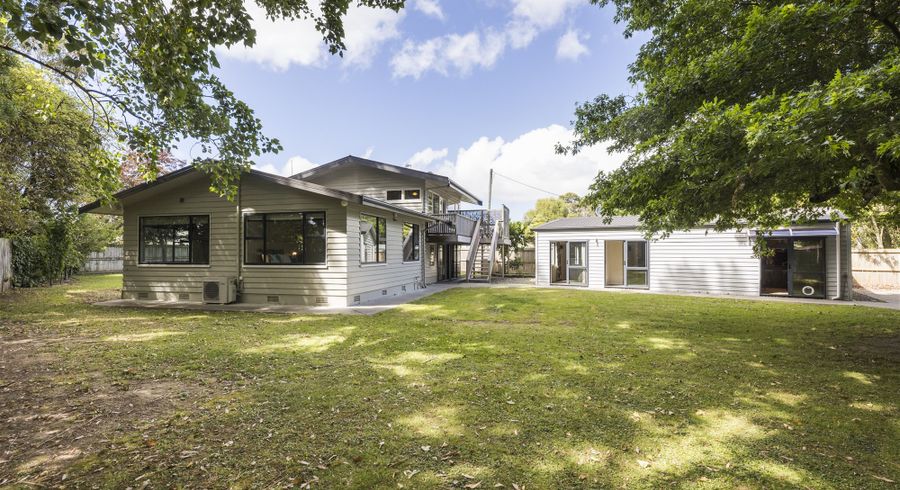  at 4 Waicola Drive, Fitzherbert, Palmerston North