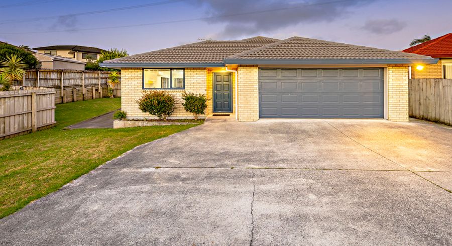  at 198 Hill Road, Manurewa, Auckland