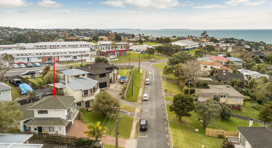  at 7 Kiteroa Terrace, Browns Bay