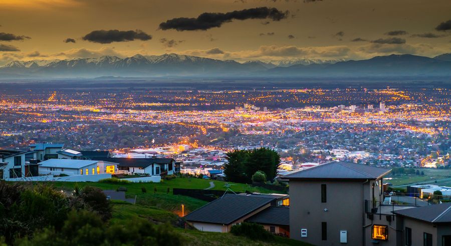  at 4 Semaphore Close, Mount Pleasant, Christchurch