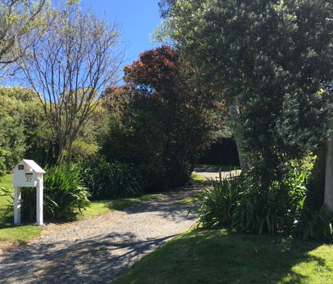  at 27 Ranui Terrace, Tawa, Wellington