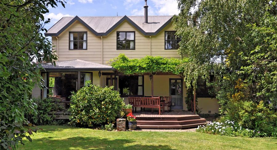  at 276 Hendersons Road, Hoon Hay, Christchurch