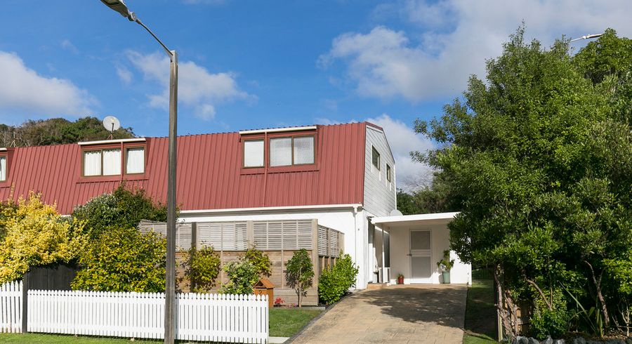  at 2 Burdendale Grove, Churton Park, Wellington
