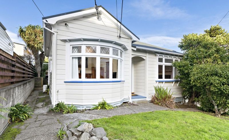  at 77 Wright Street, Mount Cook, Wellington