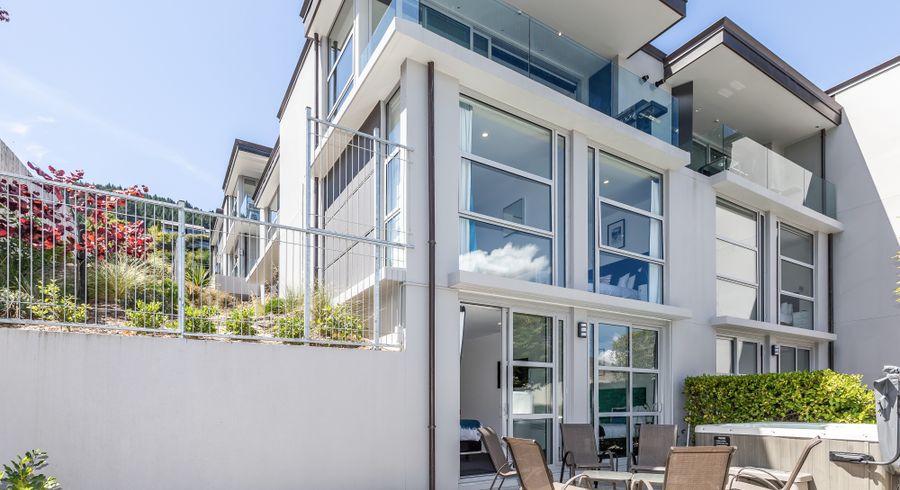 at 12/60 HALLENSTEIN ST, Queenstown, QUEENSTOWN