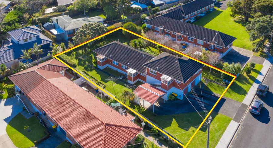  at 1 Marsh Avenue, Forrest Hill, North Shore City, Auckland