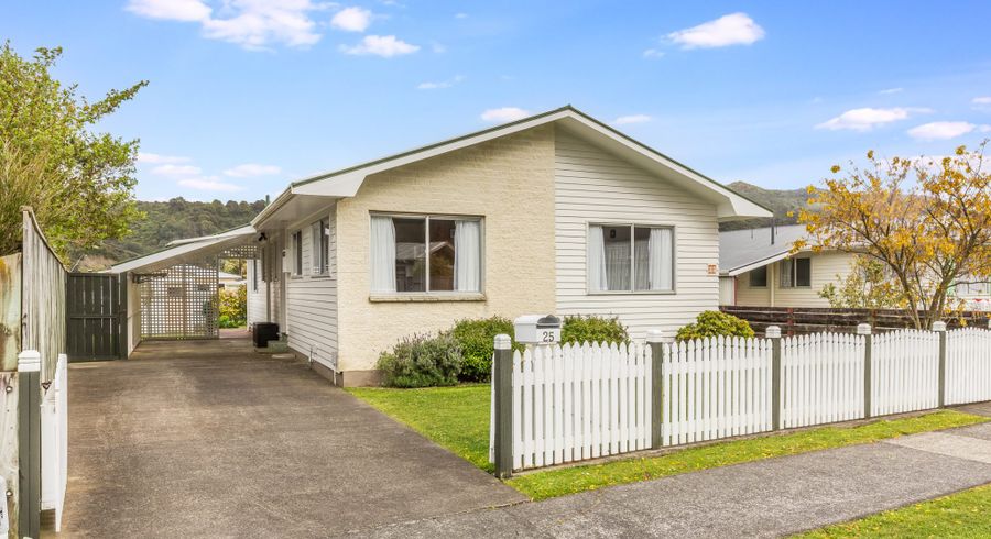  at 25 Berkeley Road, Wainuiomata, Lower Hutt