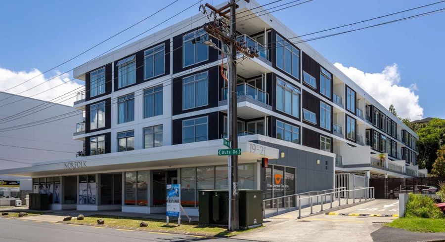  at 113/19 Bute Road, Browns Bay, North Shore City, Auckland