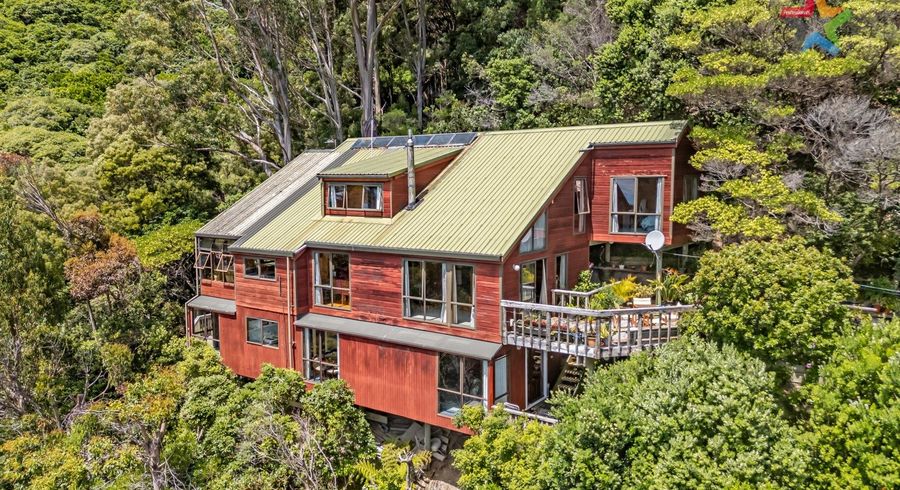  at 321 Marine Drive, Eastbourne, Lower Hutt, Wellington