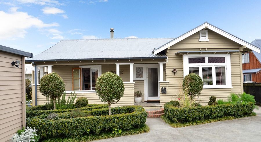  at 46 Naylor Street, Hamilton East, Hamilton