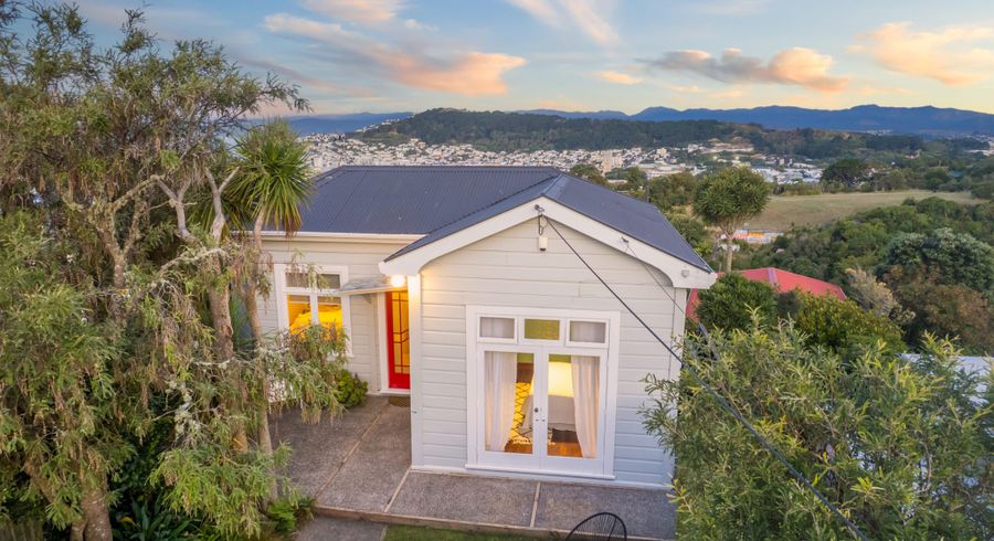  at 28 Mortimer Terrace, Aro Valley, Wellington