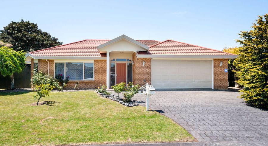  at 22 Cairns Crescent, Rototuna, Hamilton, Waikato